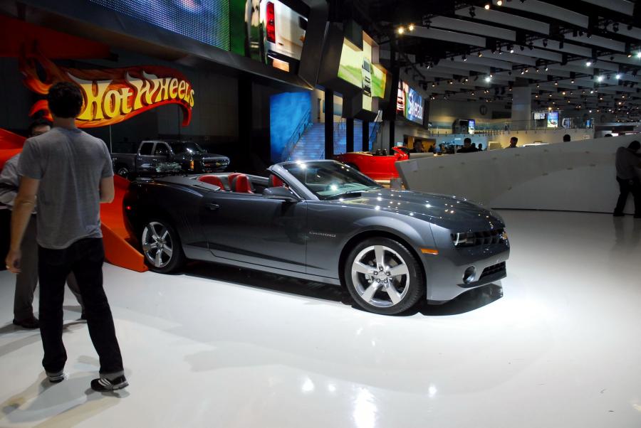  Chevrolet Camaro Convertible 2011 года  (фото 52 из 82)
